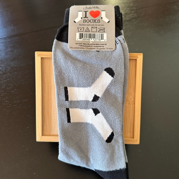 Men's Multicolor Patterned Socks - Picture 5 of 5